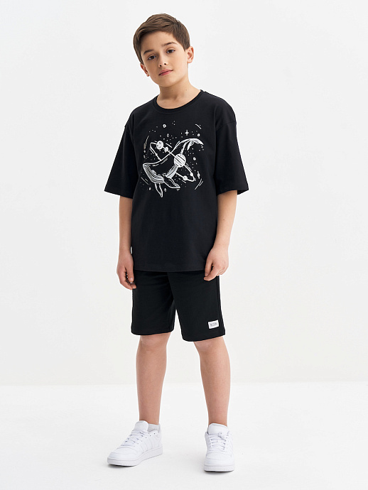 Футболка для девочки на ребенке